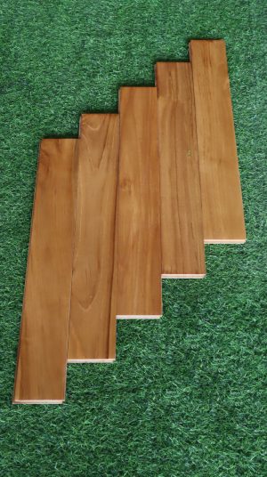 Ván Sàn Engineer Căm Xe