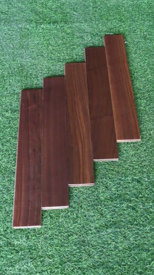 Ván Sàn Engineer Chiu Liu